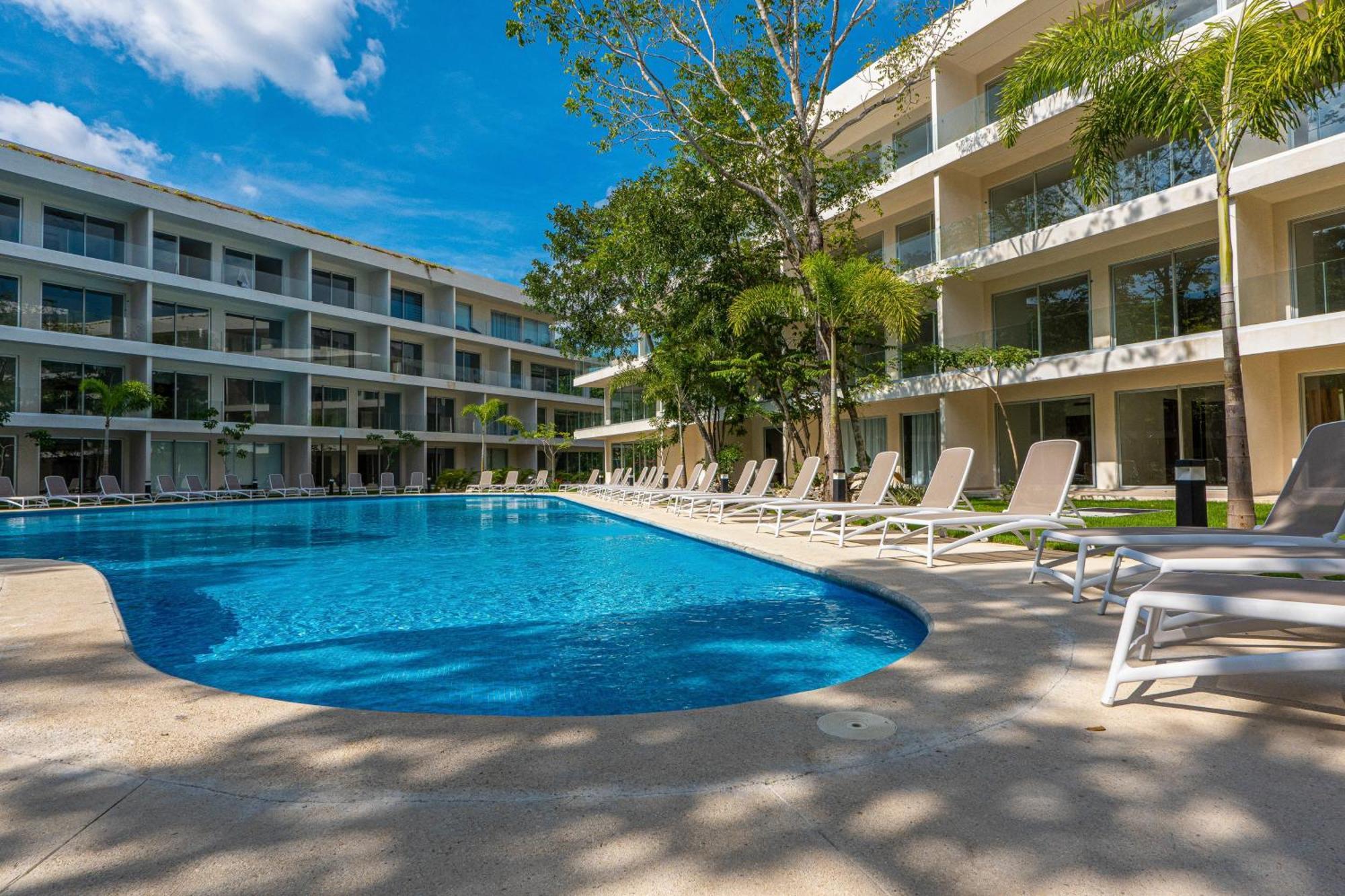Hotel Emerald Escape Tl B103 Playa del Carmen