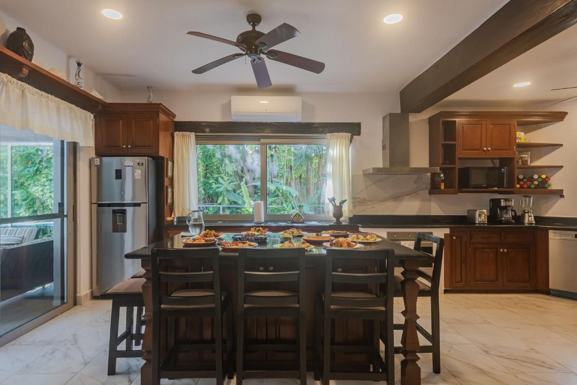 Holiday, Weekly Monthly Discount Private Pool, Bbq, Family Friendly Villa Playa del Carmen