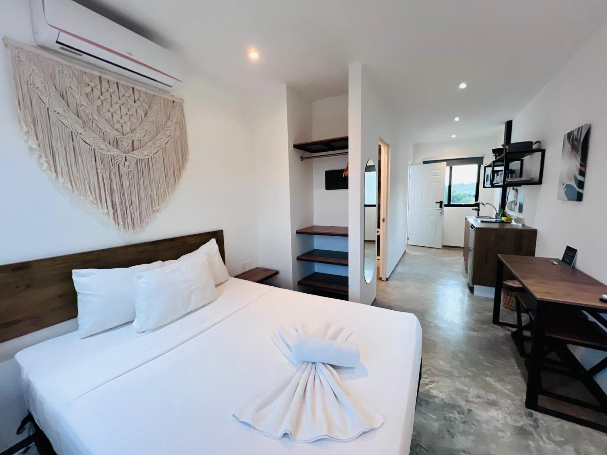 Coco Live Hotel 4*