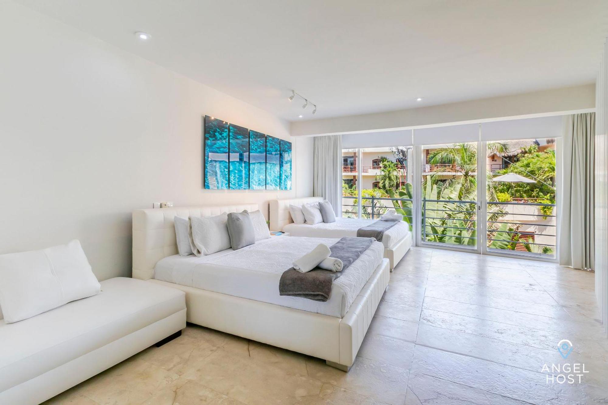 Spacious Magia Steps To The & 5th Ave Apartment Playa del Carmen
