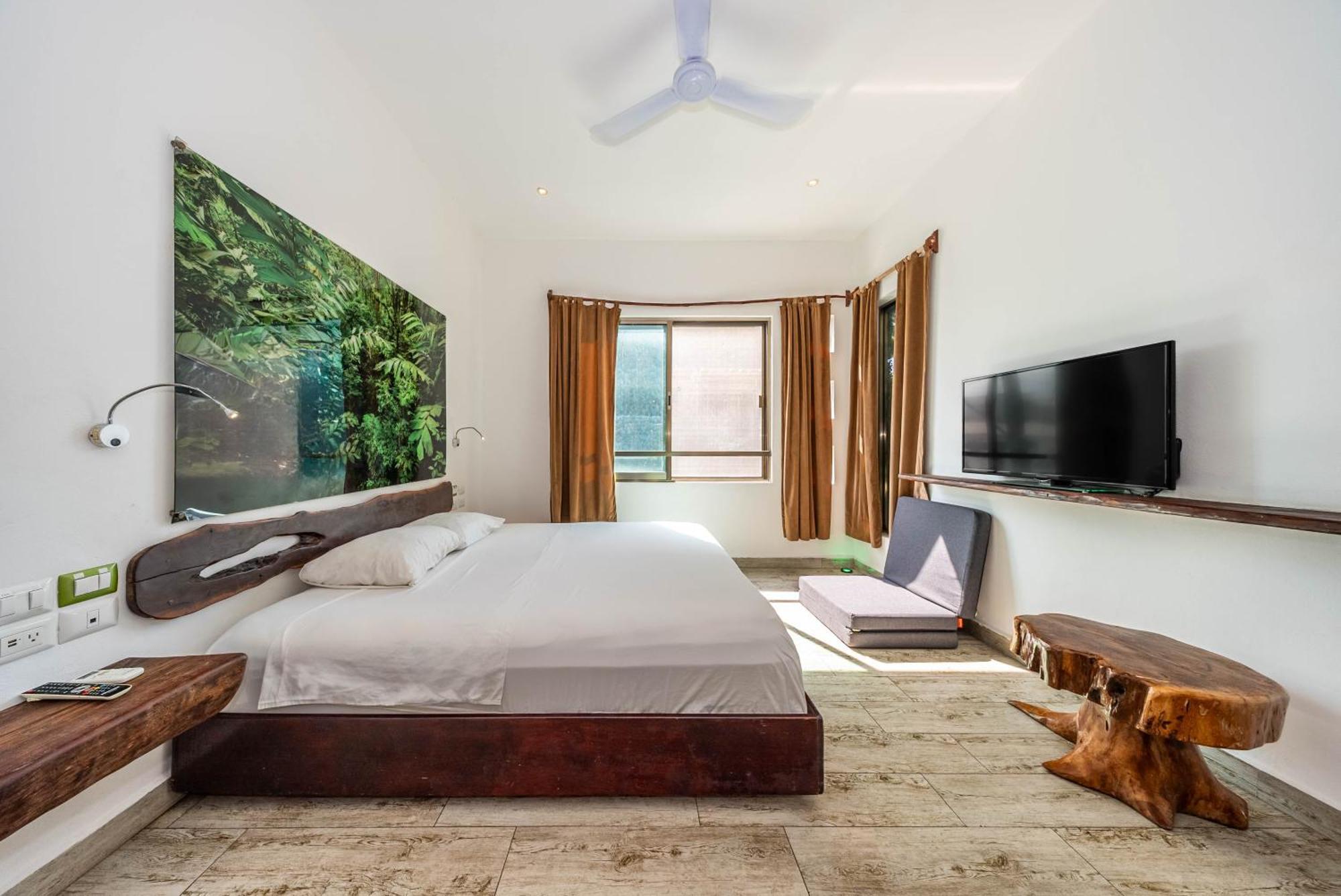 Hotel The Village Boutique 3*