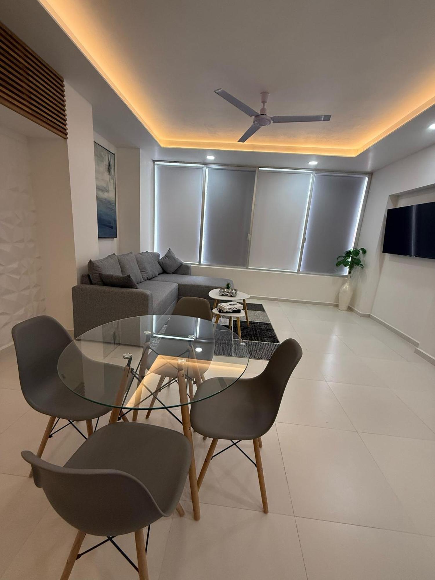 Alux Tower Aqua Apartment *
