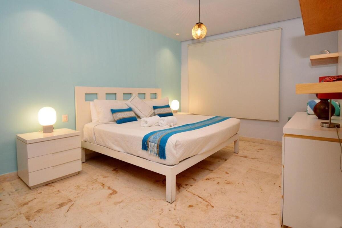 Beachfront Location At Elements Apartment Playa del Carmen
