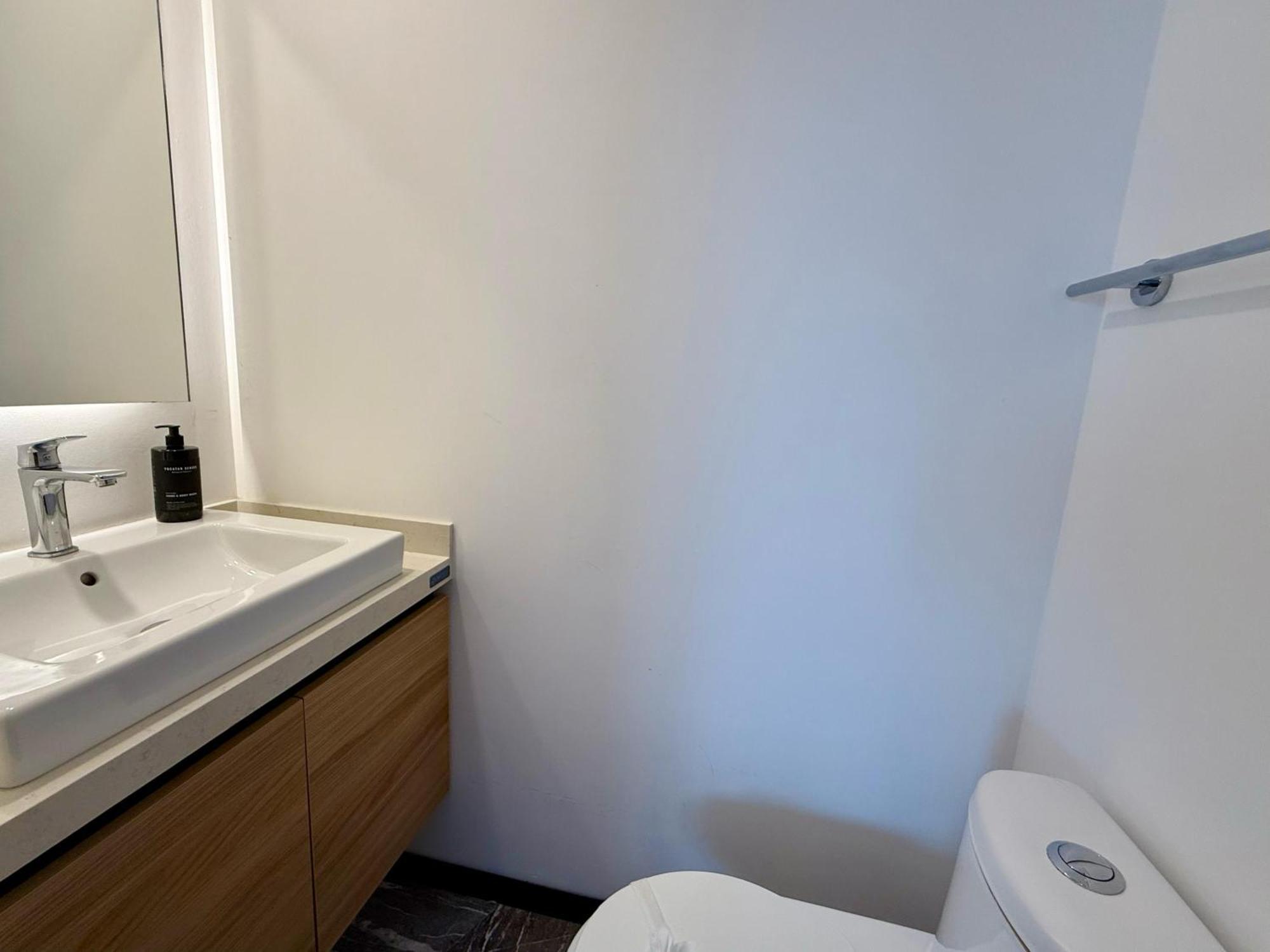 Aparthotel It *