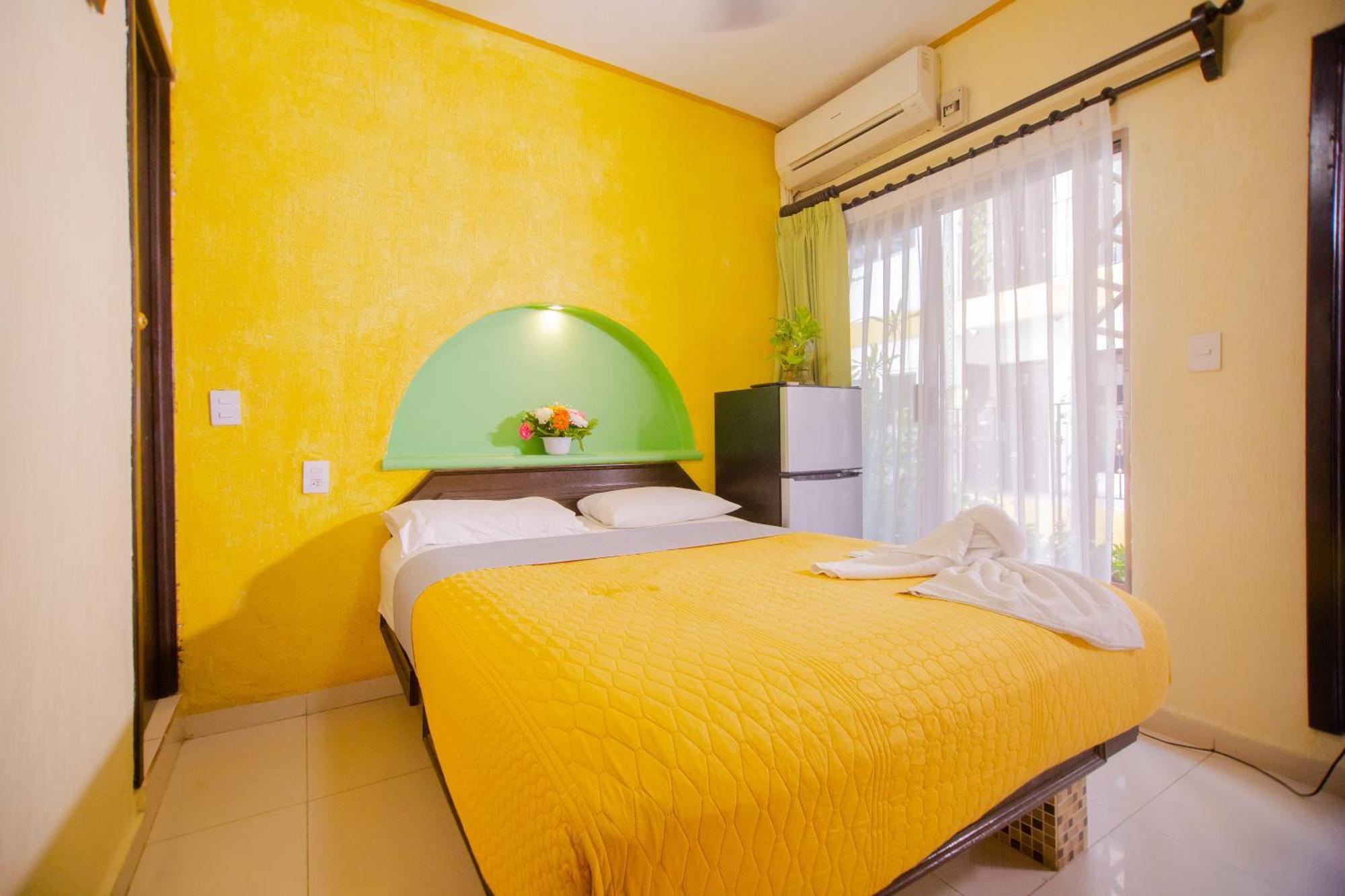 Melina Hotel 3*