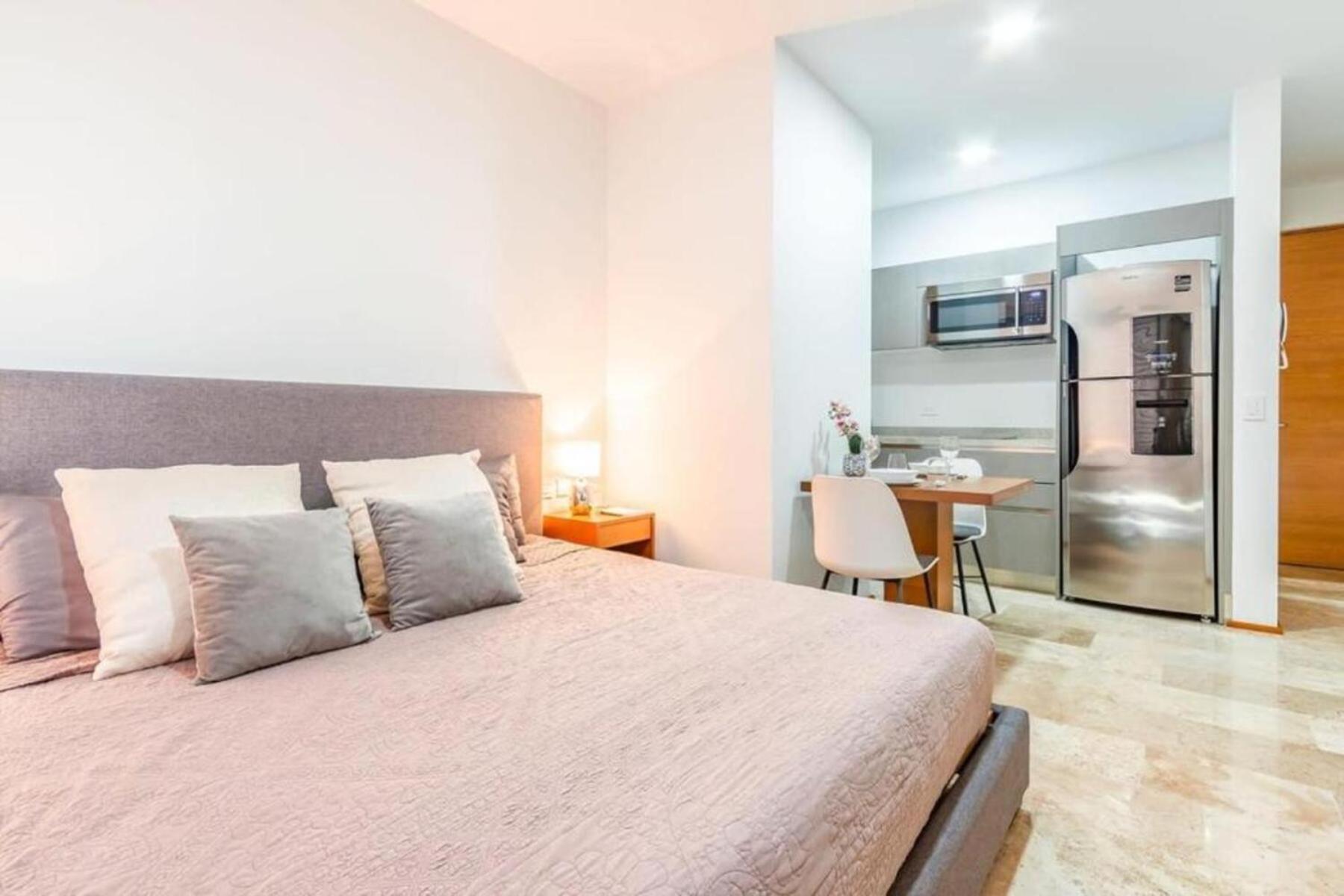Radiant Rooftop Pool At Menesse 38th Perfect Location * Playa del Carmen