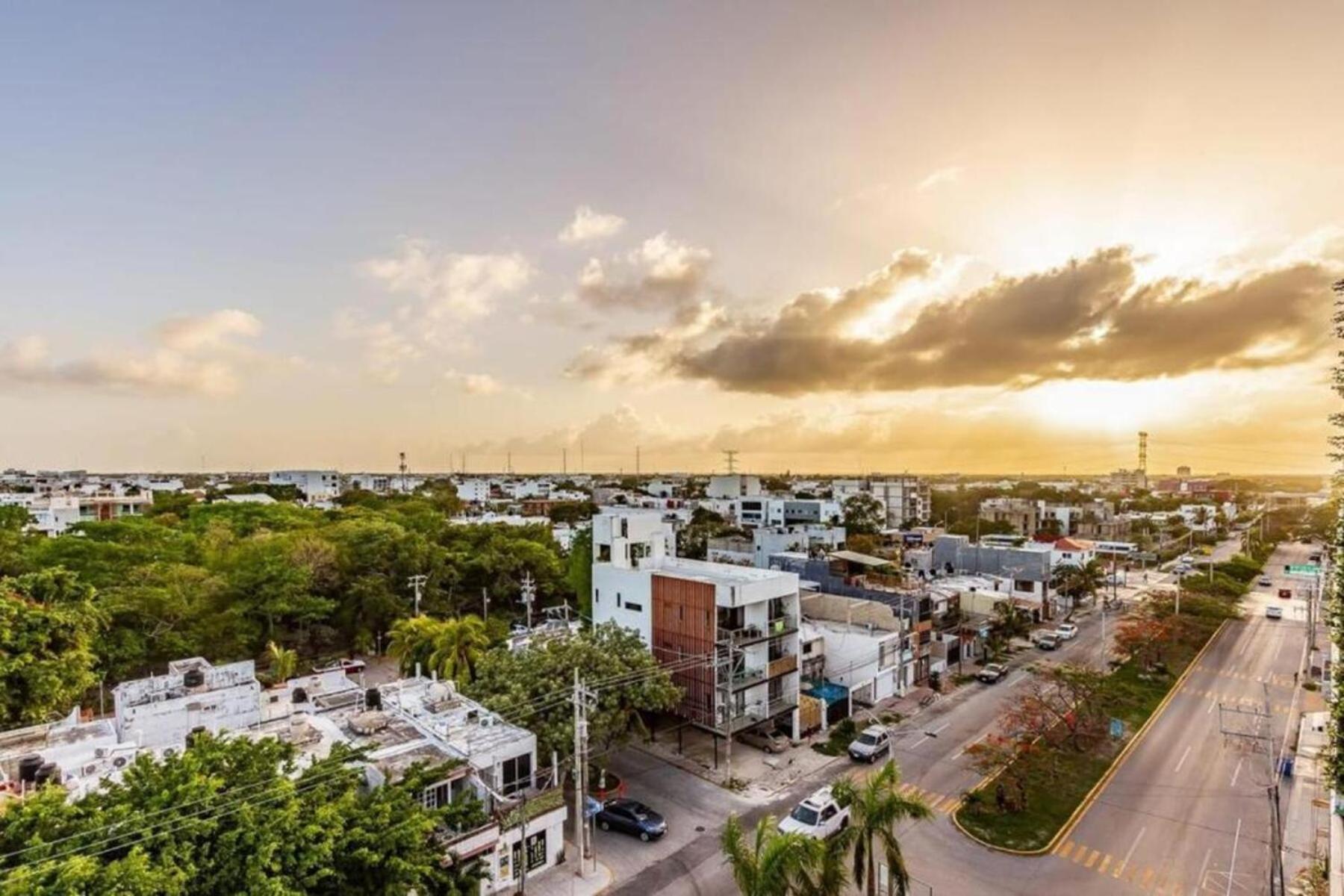 Holiday home Radiant Rooftop Pool At Menesse 38th Perfect Location *