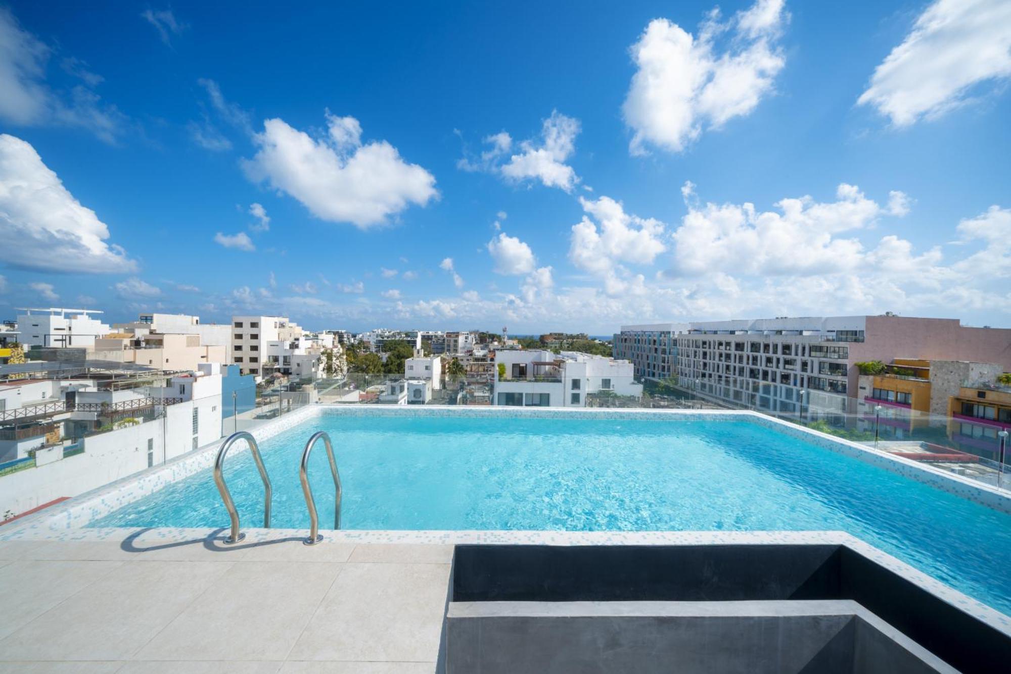 Comfortable With Pool In A Area - Huaya 501 Apartment Playa del Carmen