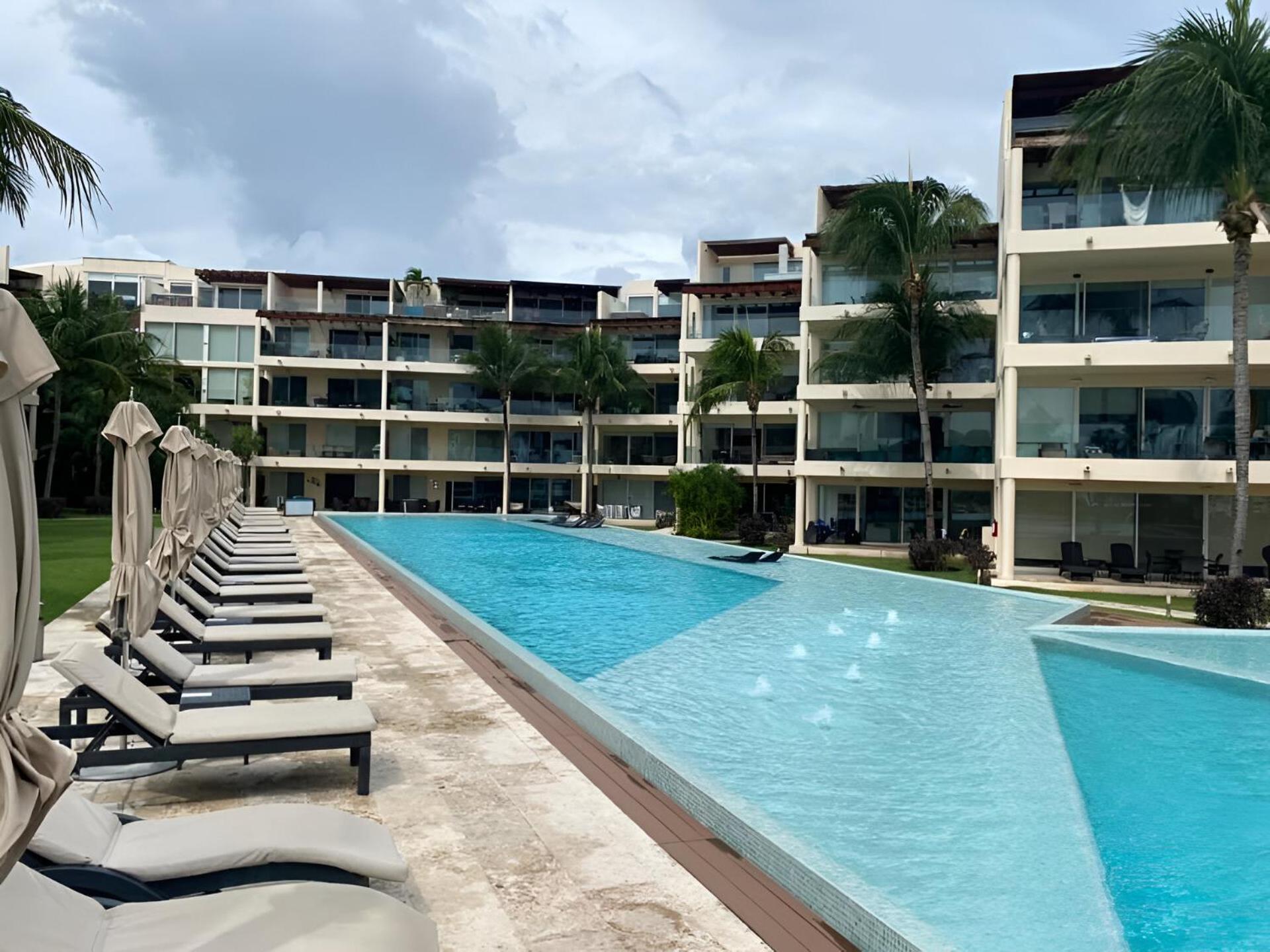 Apartment Beachfront Location At Elements