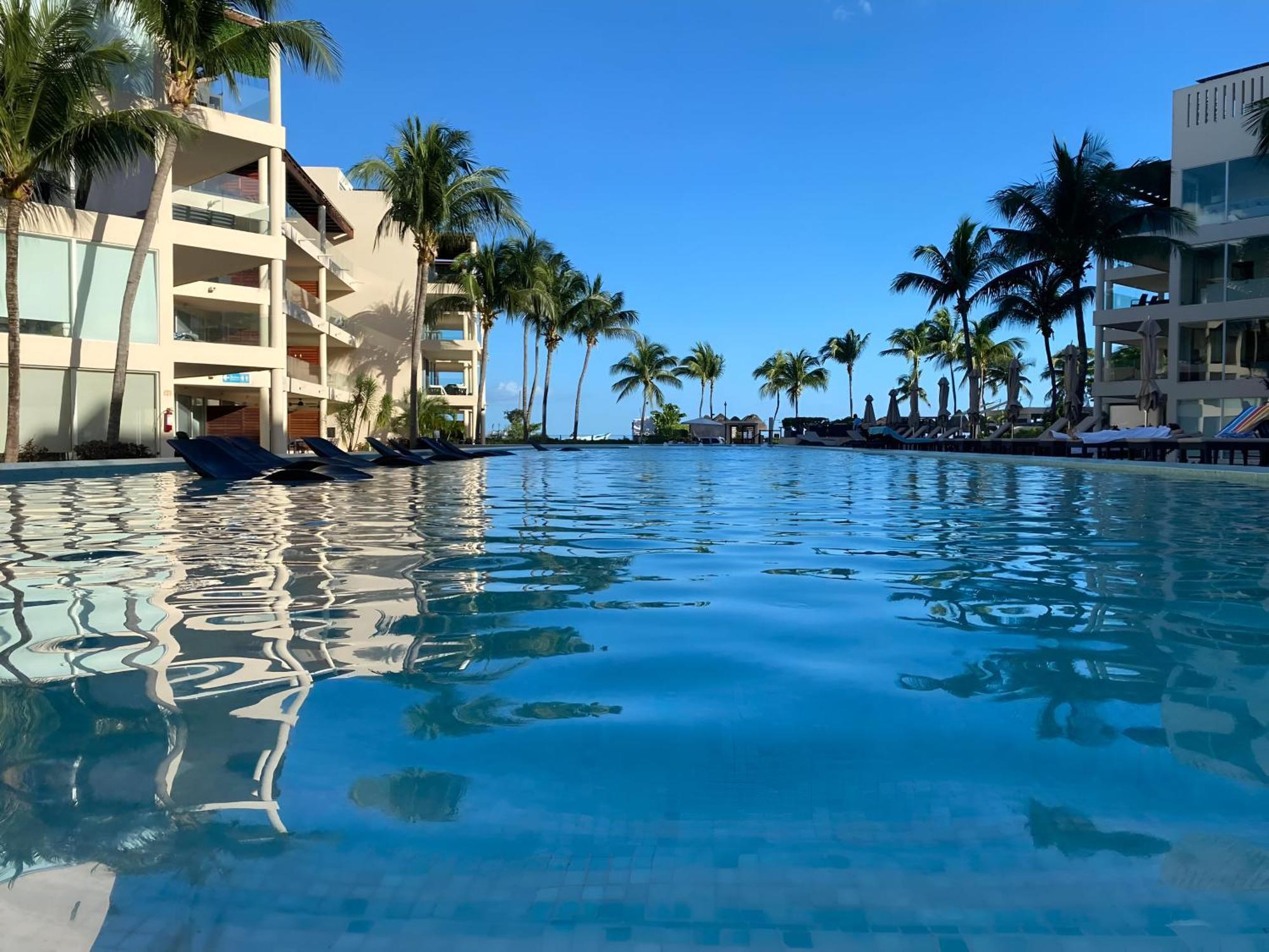 Apartment Beachfront Location At Elements *