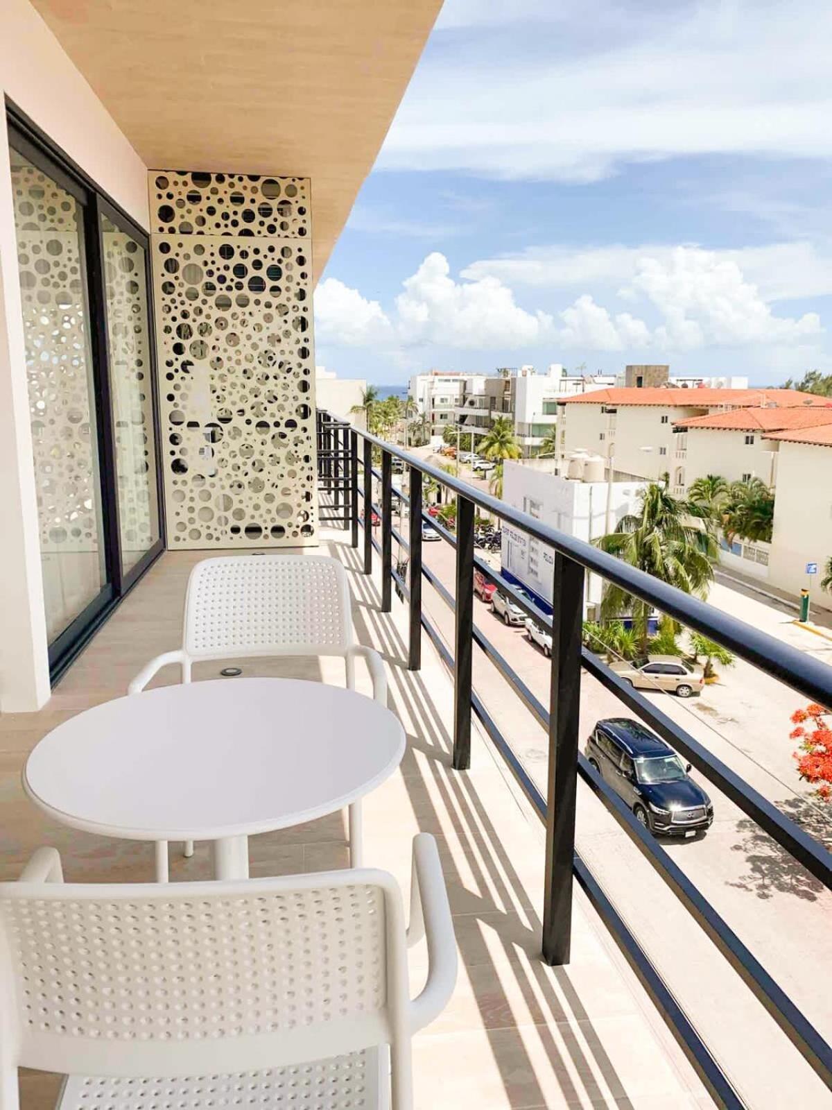 Luxury 2br, Ocean View From Balcony And Rooptop Apartment