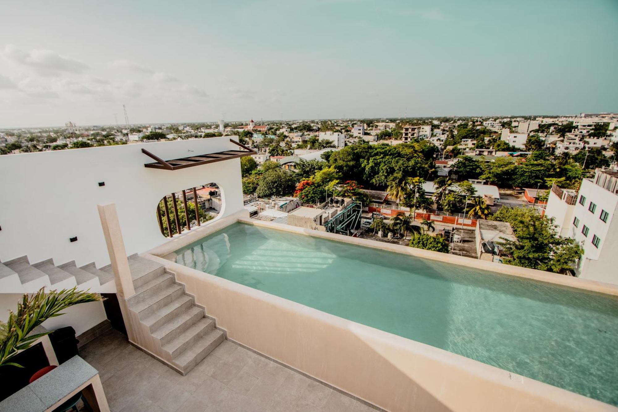 Apartment With Ocean View Pool In Av 10 & 60 Street Playa del Carmen