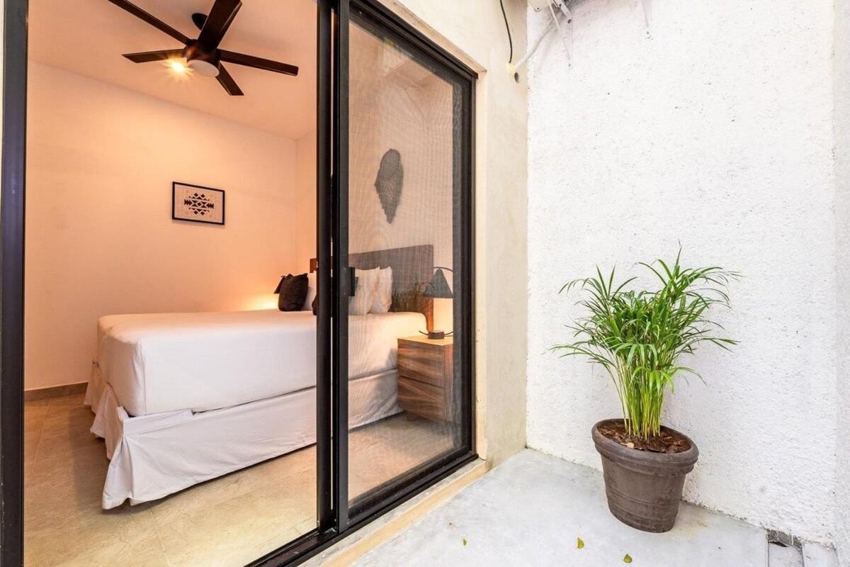 Magnificent One Block From Playacar *