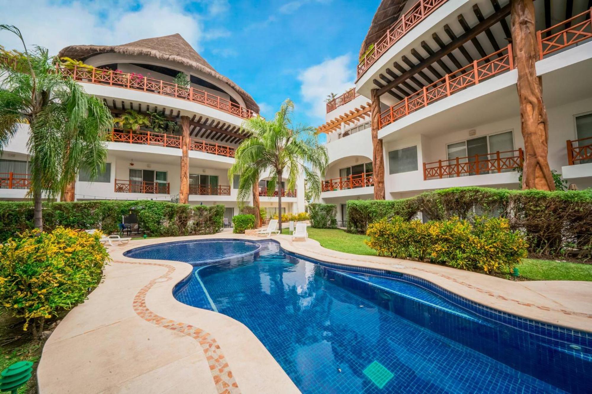 2 Bedroom With Pool, Gym & Parking - Quadra Alea - Wayak 301 Ferienhaus Playa del Carmen