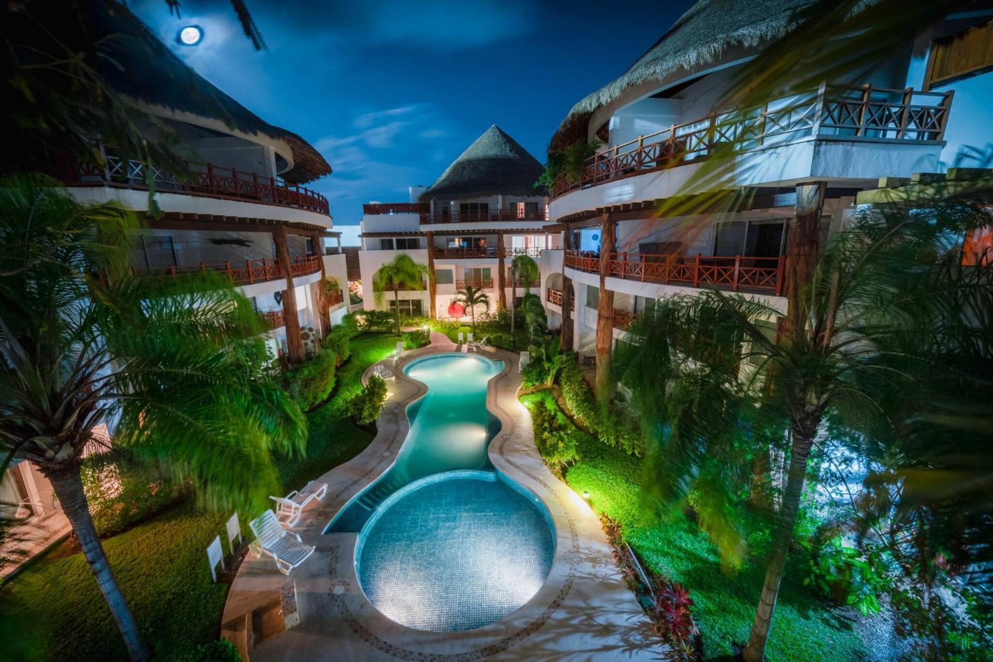 2 Bedroom With Pool, Gym & Parking - Quadra Alea - Wayak 301