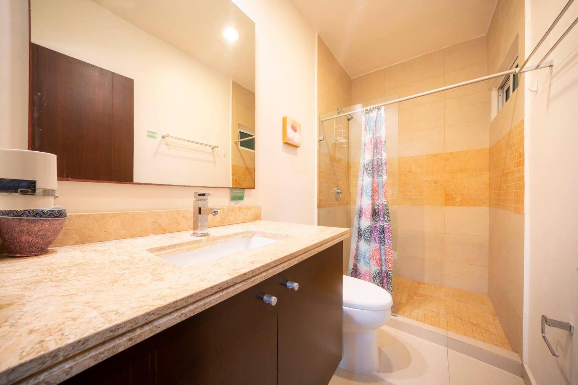 Modern 2 Bedroom With Pool, Bbq & Gym - Solana At Sabbia