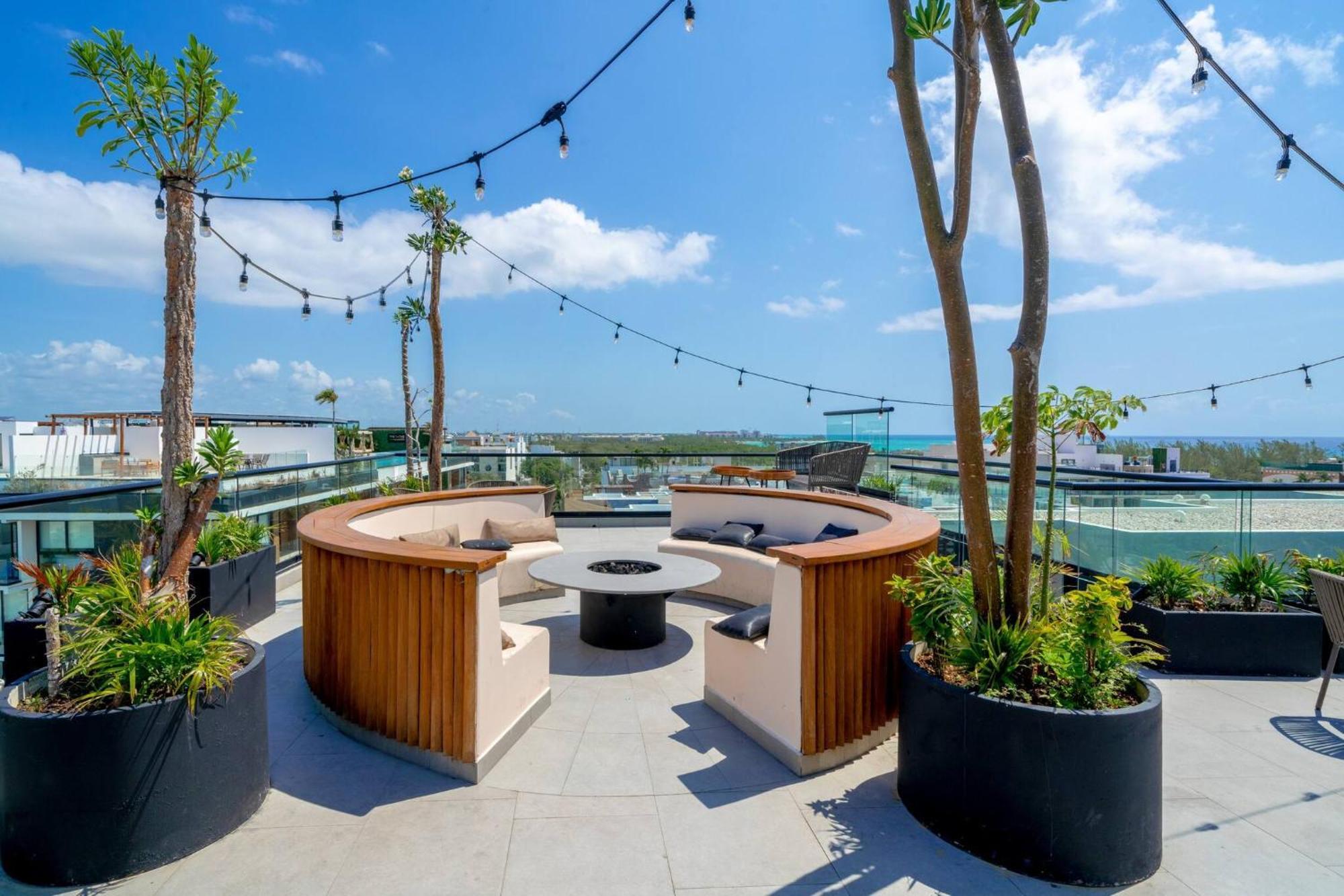 1 Bedroom With Rooftop Pool & Bar - At It Residences - Iris Playa del Carmen
