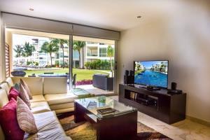 Elements 214 2 Bedroom By Redawning Playa del Carmen