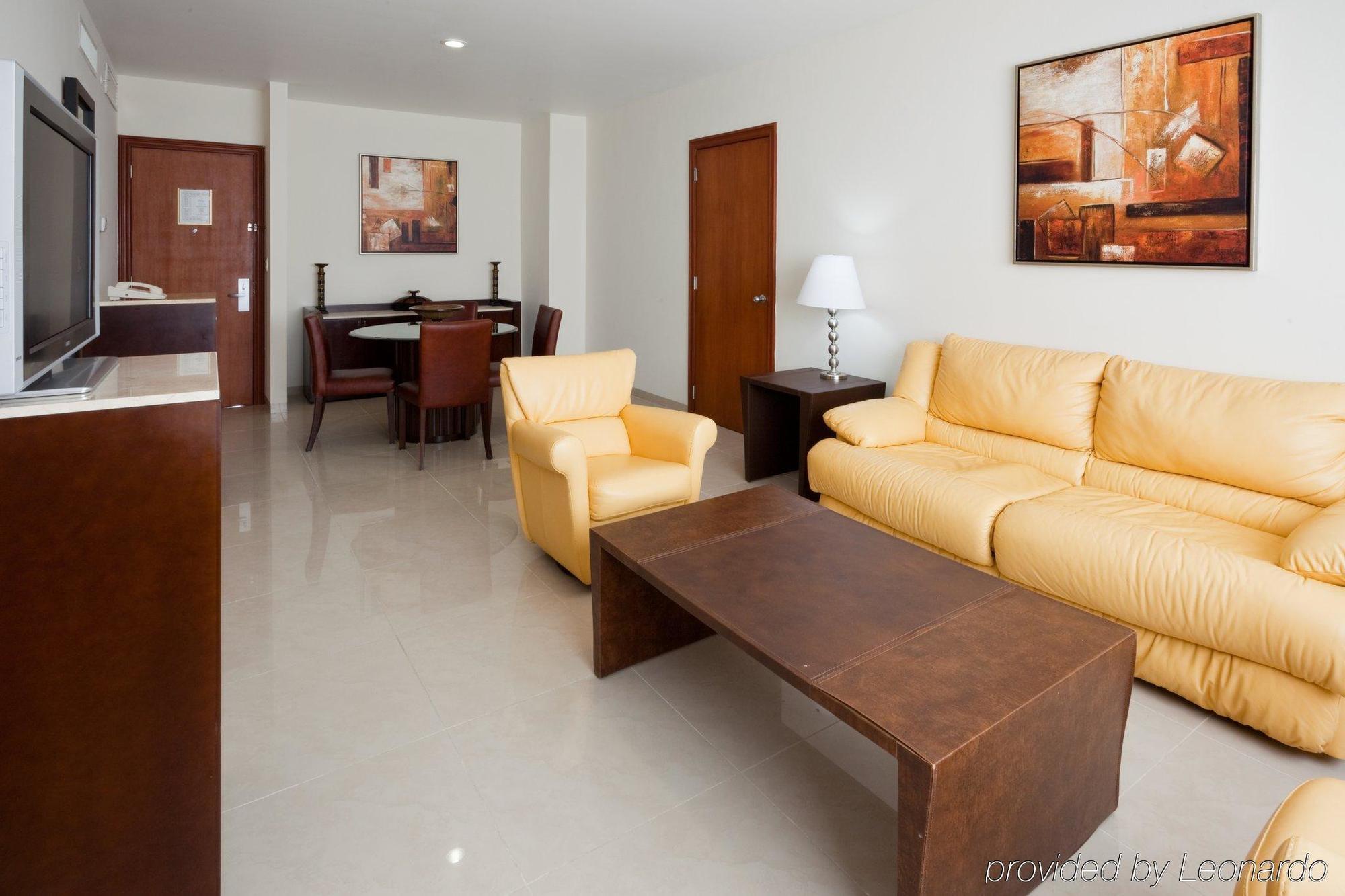 Wyndham Garden 5*