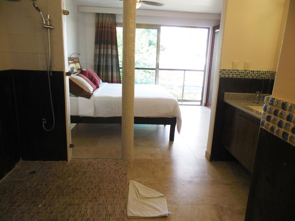 Aparthotel Mimosa Tree 3*