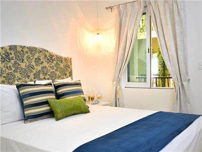 Unic Design & Restaurant- 5th Avenue (adults Only)