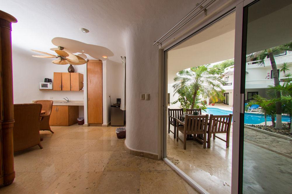 Hotel Blue Parrot On 5th Avenue Playa del Carmen