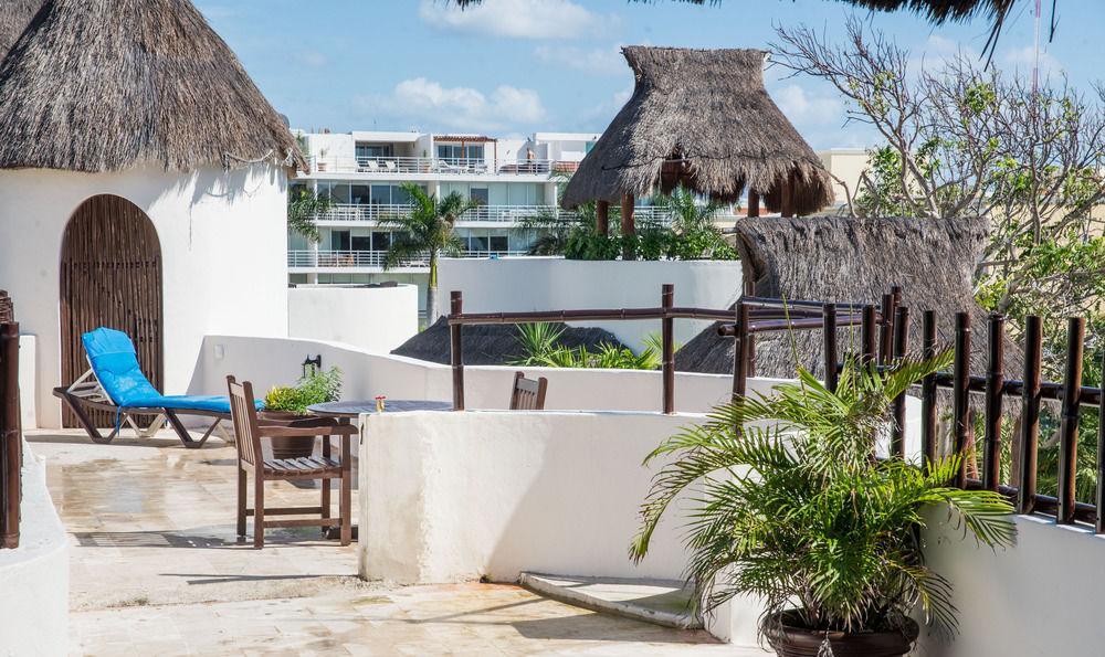 Hotel Blue Parrot On 5th Avenue Playa del Carmen