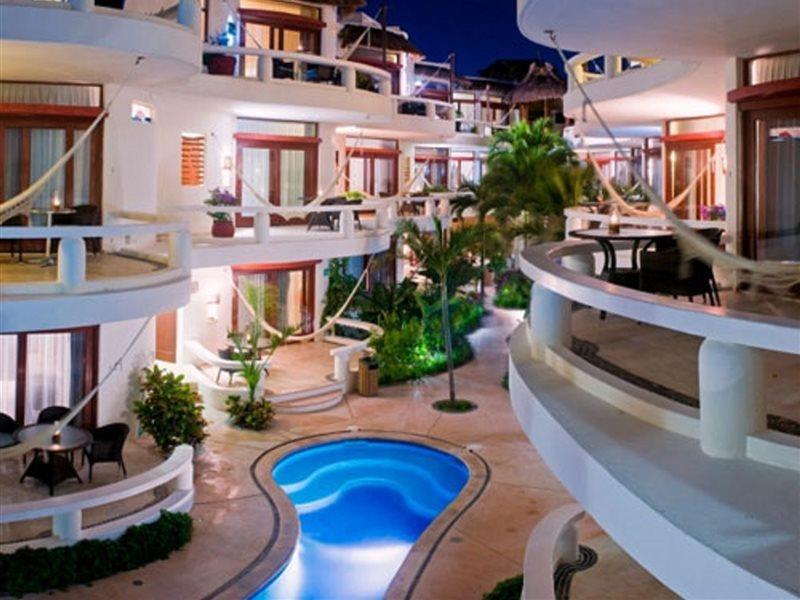 Blue Parrot Hotel Playa del Carmen