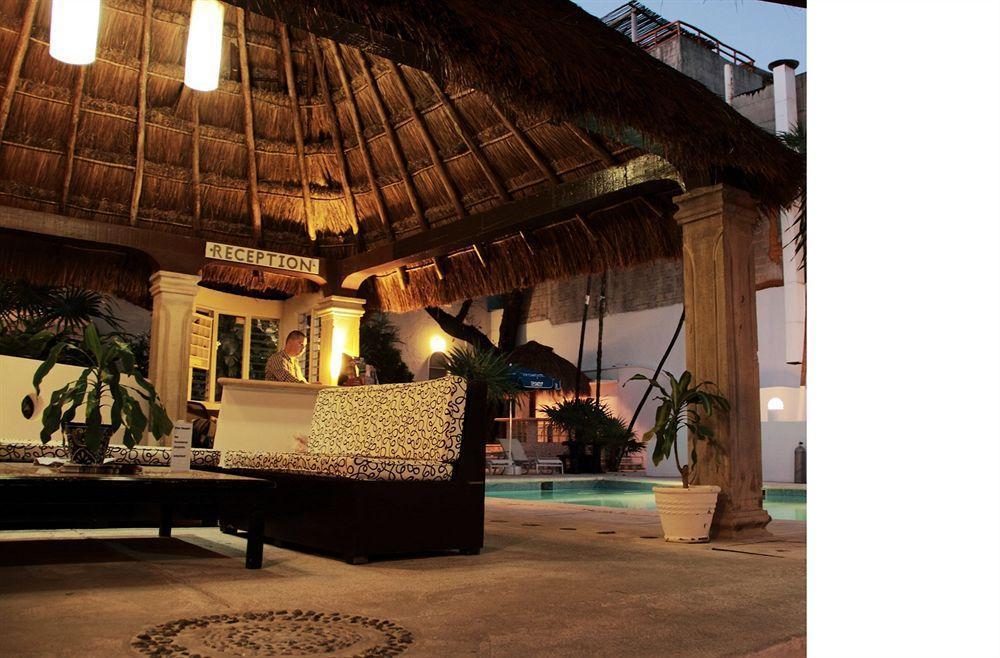 Tropical Casablanca Party Zone Hotel 3*