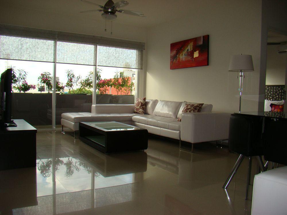 5th Avenue Apartahotel 4*