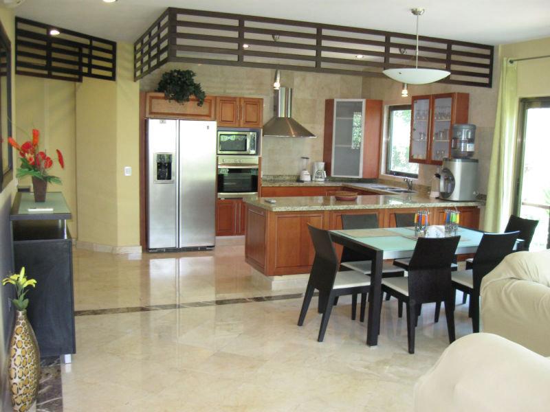Tropical Casablanca Party Zone 3*