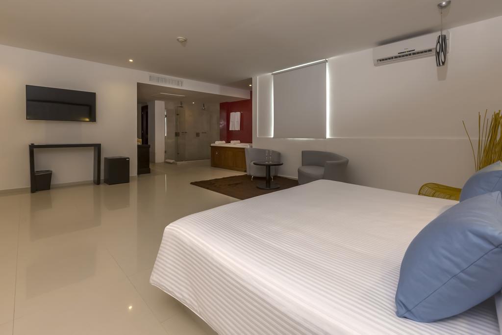 In Fashion & (adults Only) Hotel