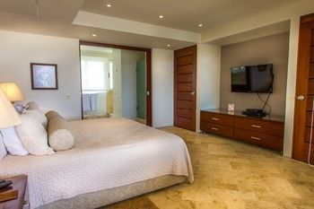 Magia Beachside By Bric 4*