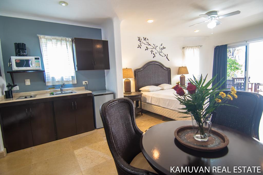 Blue Palms By Kamuvan Apartahotel