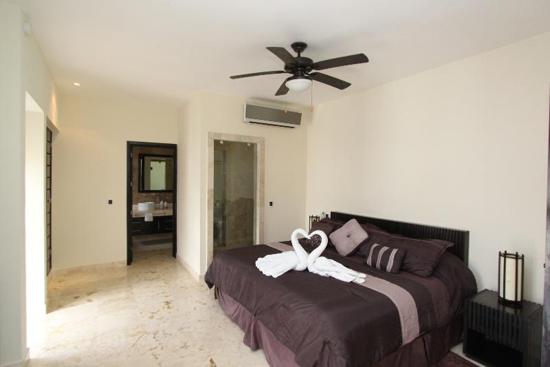 Apartment El Faro Oceanfront *