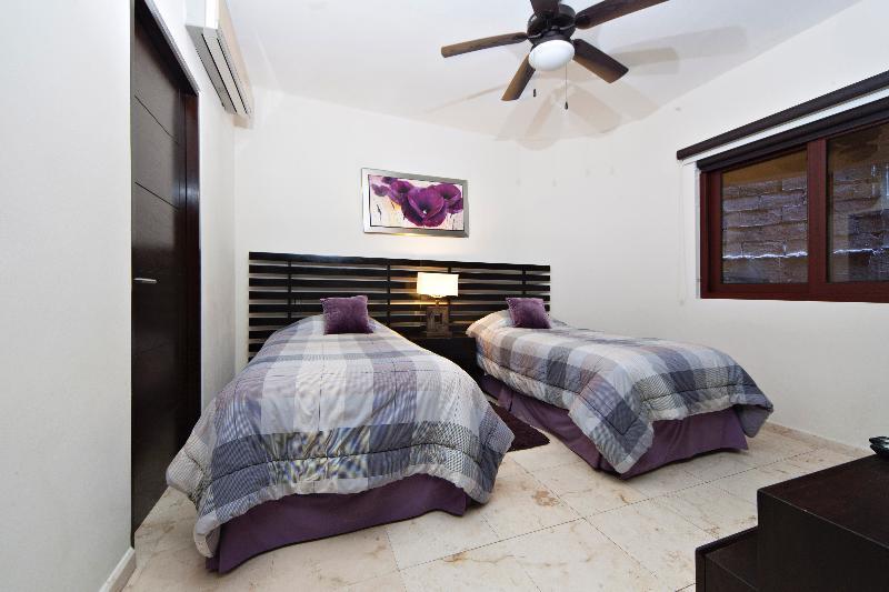 Apartment El Faro Oceanfront *