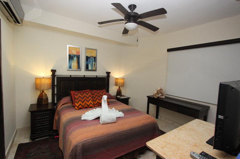 El Faro Oceanfront Apartment Playa del Carmen
