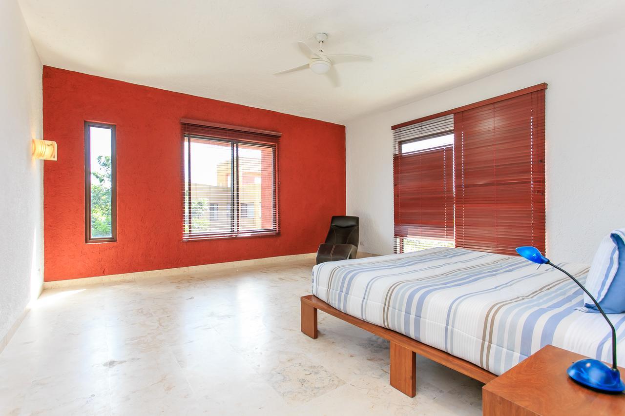 Private Pool Penthouse, Bikes Pool Onsite! *