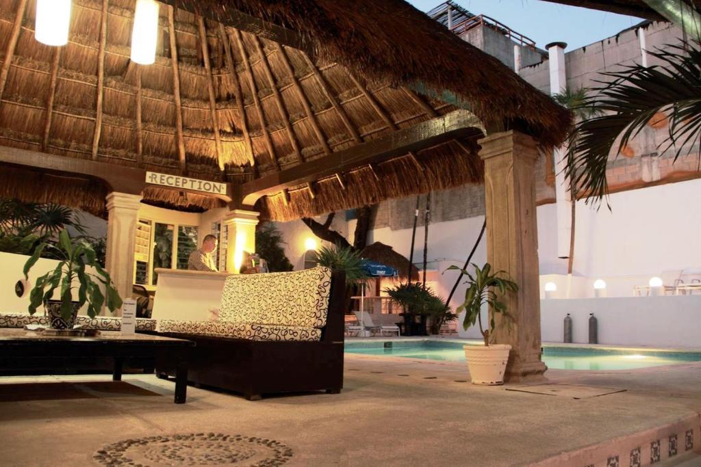 Tropical Casablanca Party Zone 3* Playa del Carmen