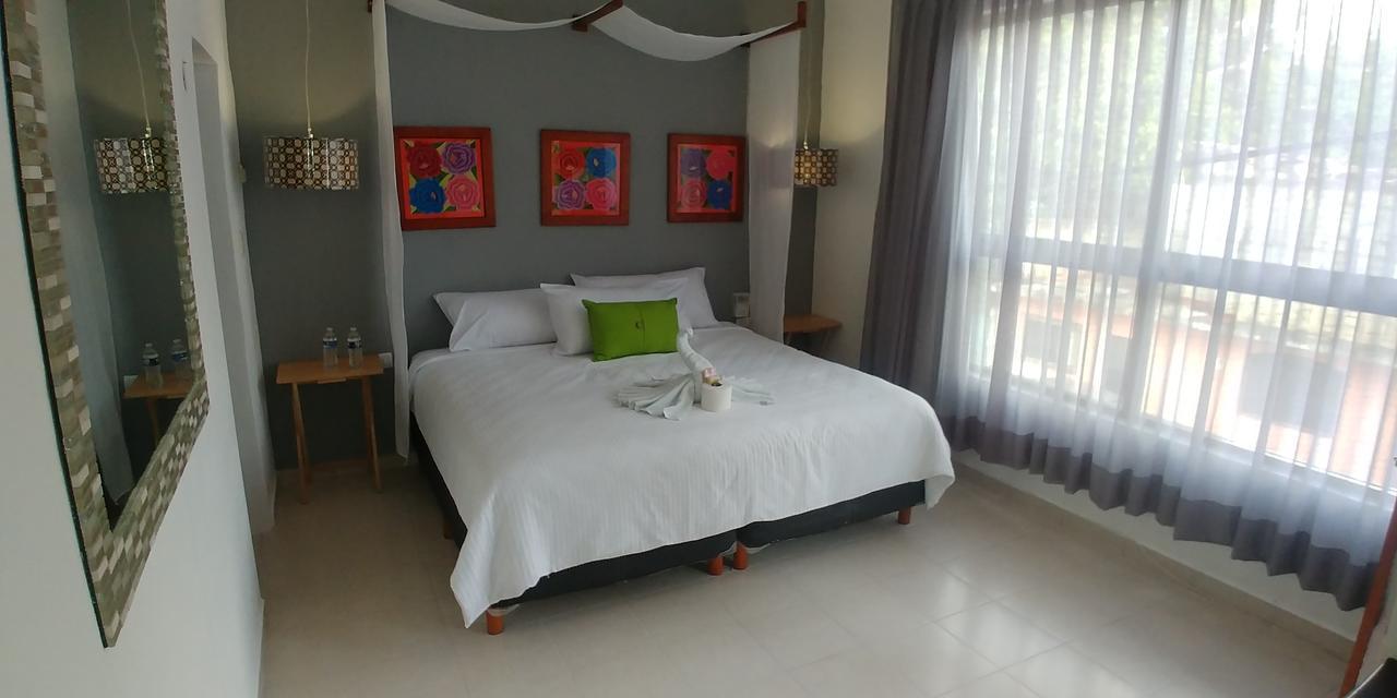 San Vicente Playa del Carmen