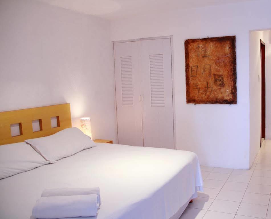 Tropical Casablanca Party Zone Hotel 3*