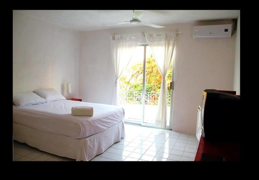 Hotel Tropical Casablanca Party Zone
