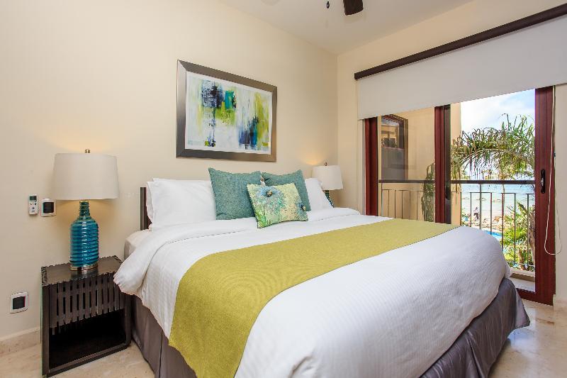 Apartment El Faro Oceanfront *