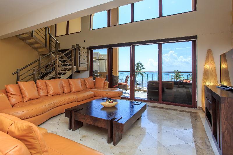Apartment El Faro Oceanfront *