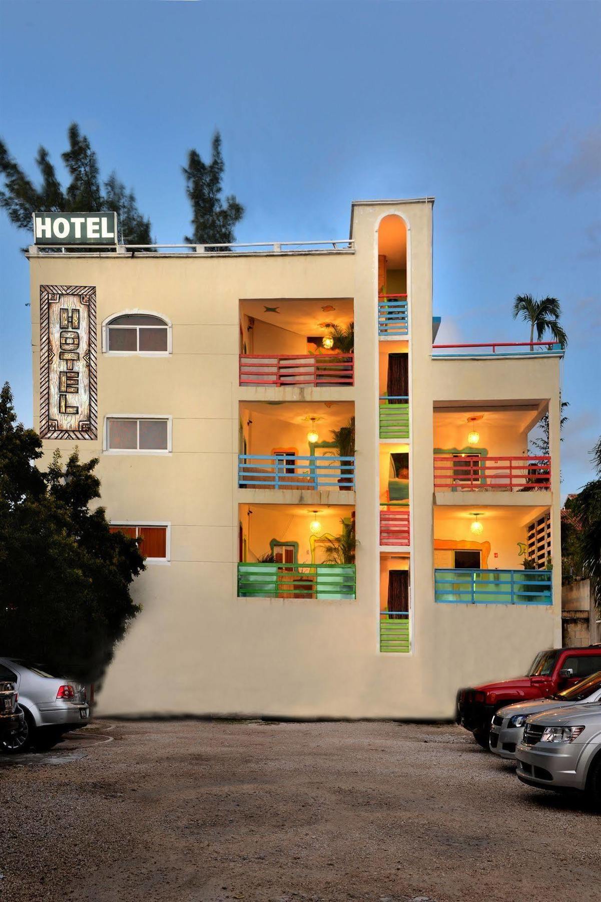 Adventure Experience Hotel 3*