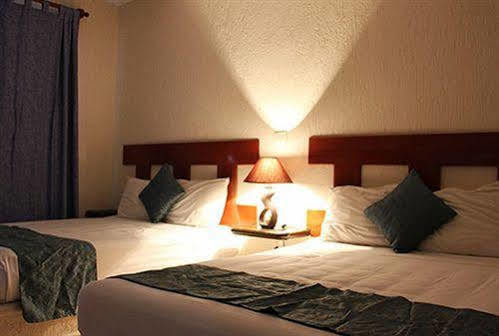 Nautilus Hotel