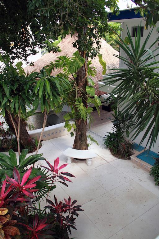 Tropical Casablanca Party Zone Hotel 3*