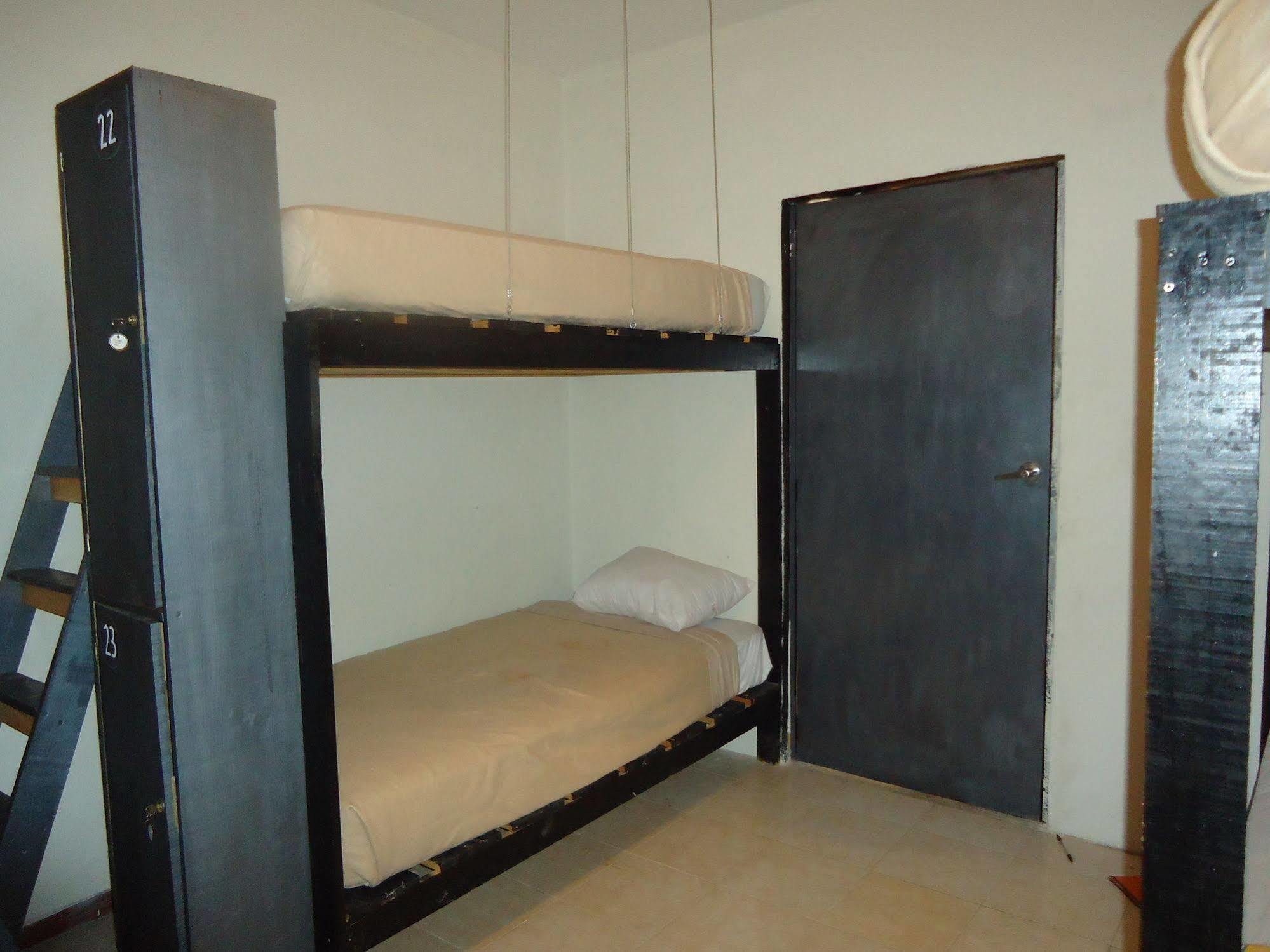 Hostel Humble Bumble *