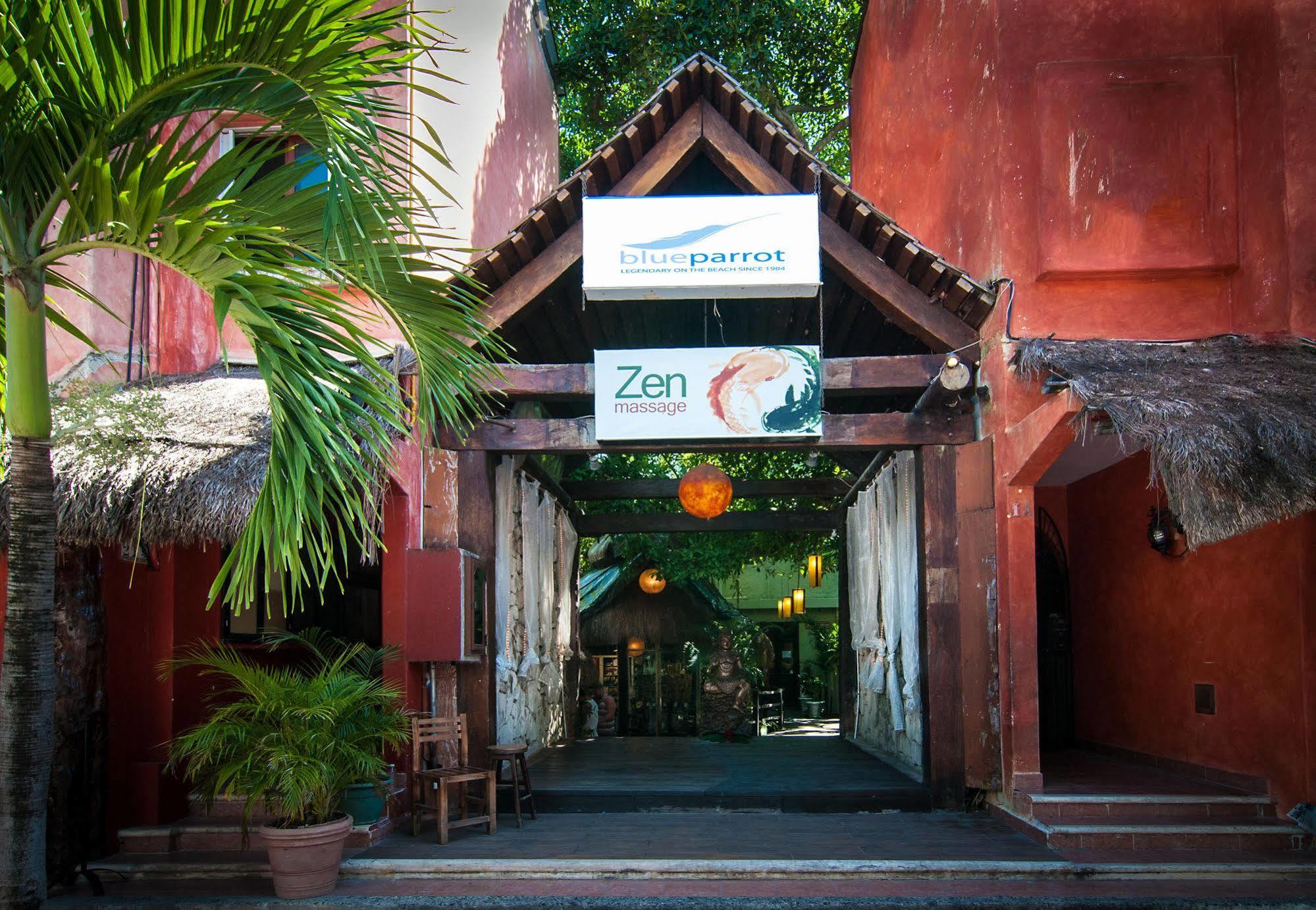 Blue Parrot On 5th Avenue 3* Playa del Carmen