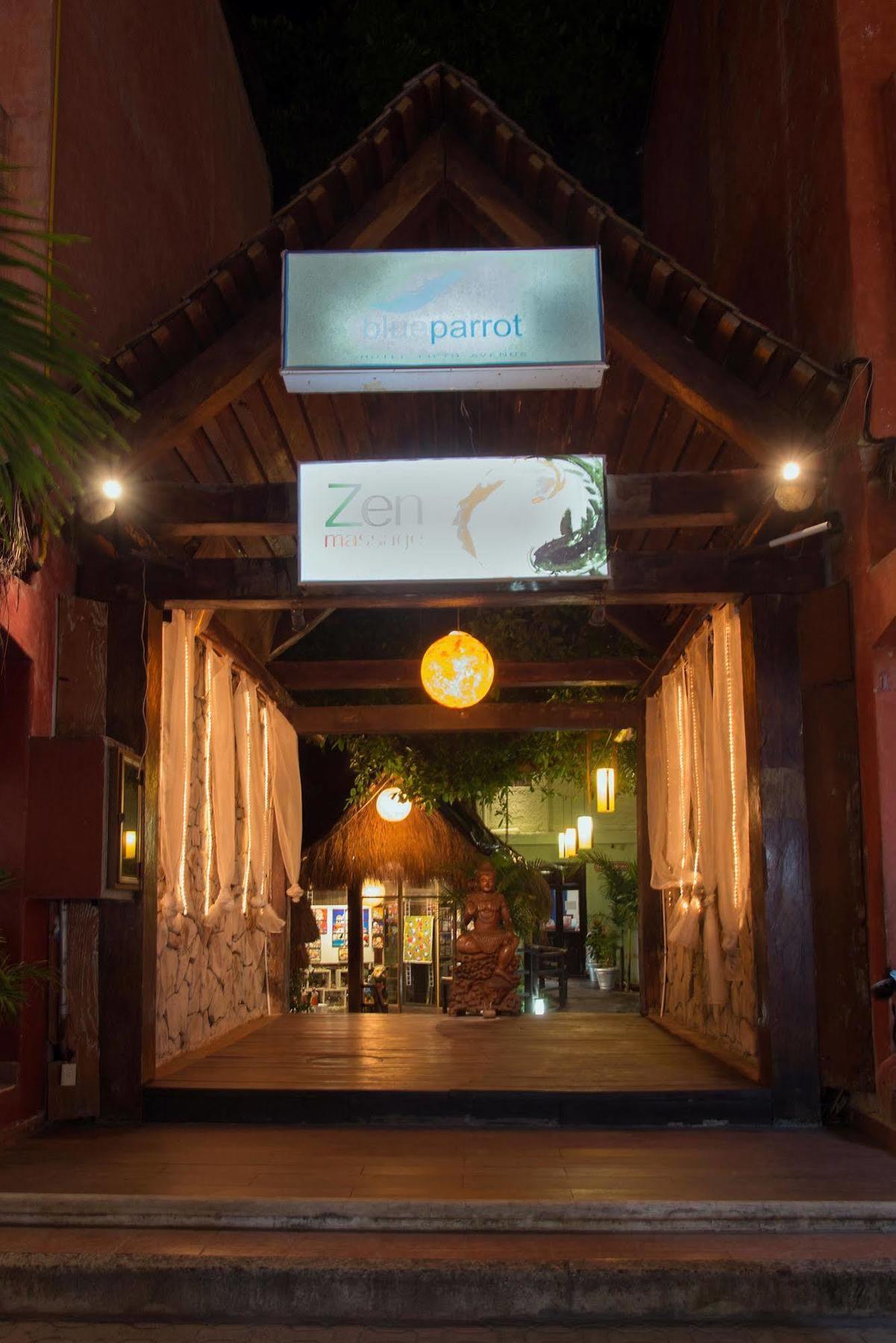 Hotel Blue Parrot On 5th Avenue Playa del Carmen